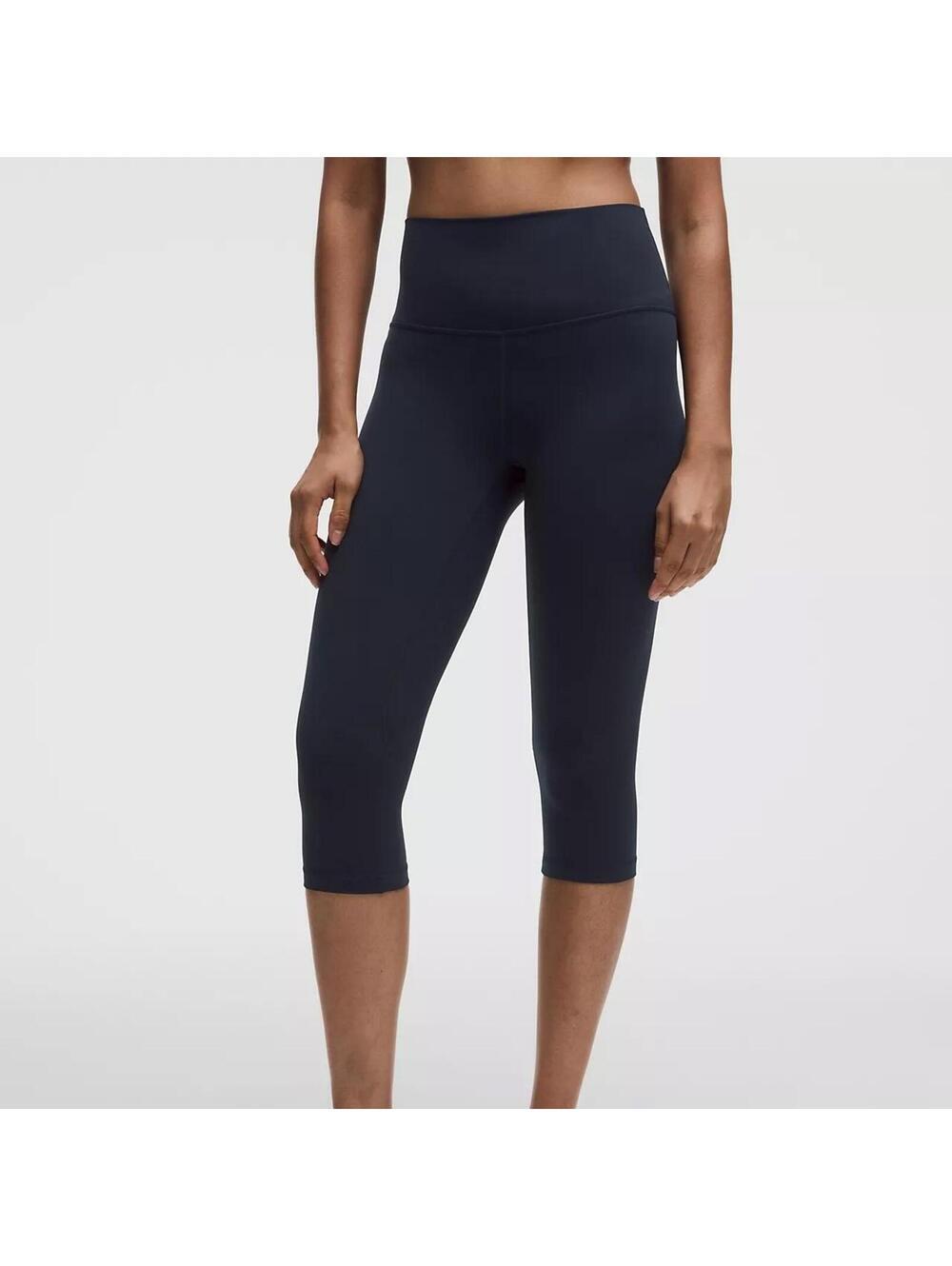 Lululemon Align High-Rise Crop in True Navy size 6 athleisure gym running